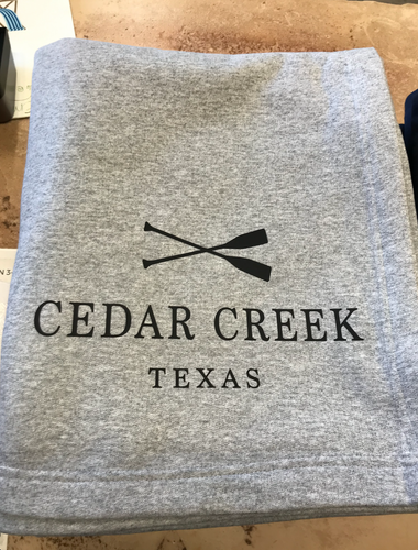 CEDAR CREEK TEXAS Sweatshirt Throw Blanket Boat Oar- GRAY