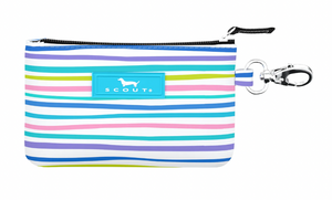 This card holder is a colorful canvas of pastel stripes, complemented by a light blue SCOUT logo plate and a practical silver carabiner, radiating fun and functionality.